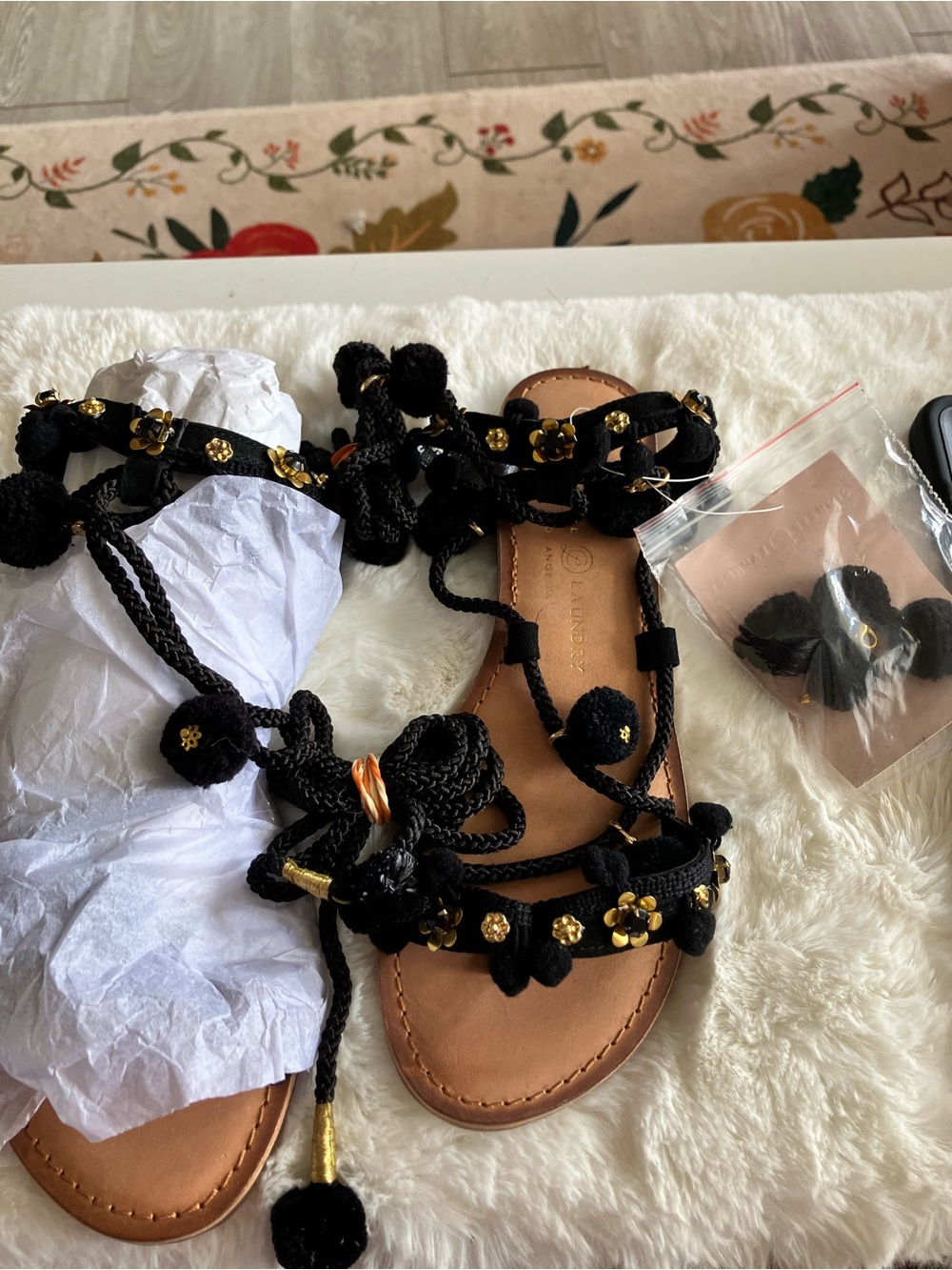 NWOB Chinese Laundry Black Braided Pom-Pom Gladiator Sandals - Picture 2 of 6